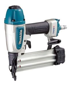 MAKITA pneumatski zabijač eksera AF506